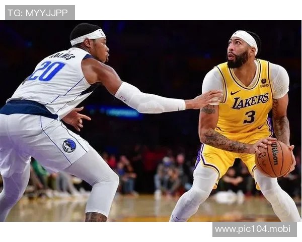 湖人本赛季三次对阵独行侠收获全胜,保持对独行侠的五连胜 湖人本赛季三次对阵独行侠收获全胜,保持对独行侠的五连胜